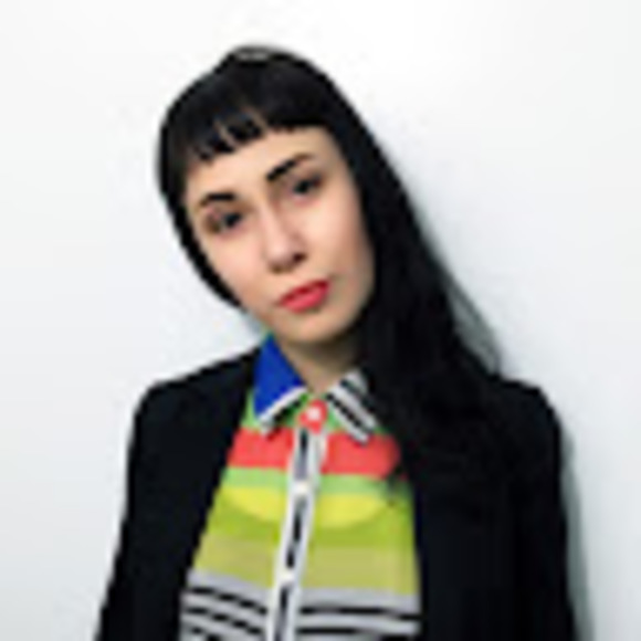 Meet your Posher, Carolyne - Picture 1 of 1